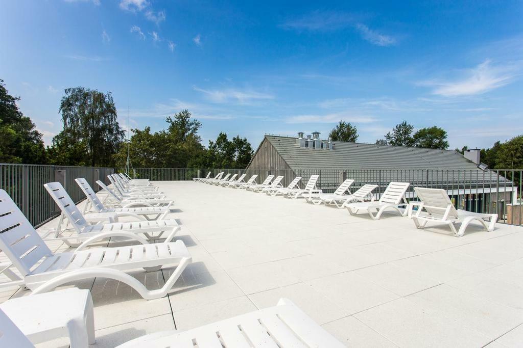 Apartamenty Familijne- Os Feniks Kolobrzeg Bagian luar foto